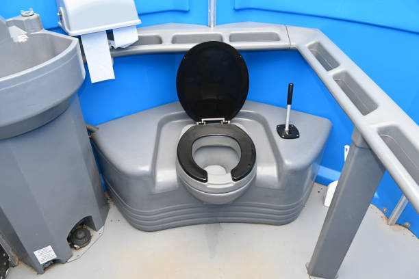 Best Handicap porta potty rental  in Trenton, OH